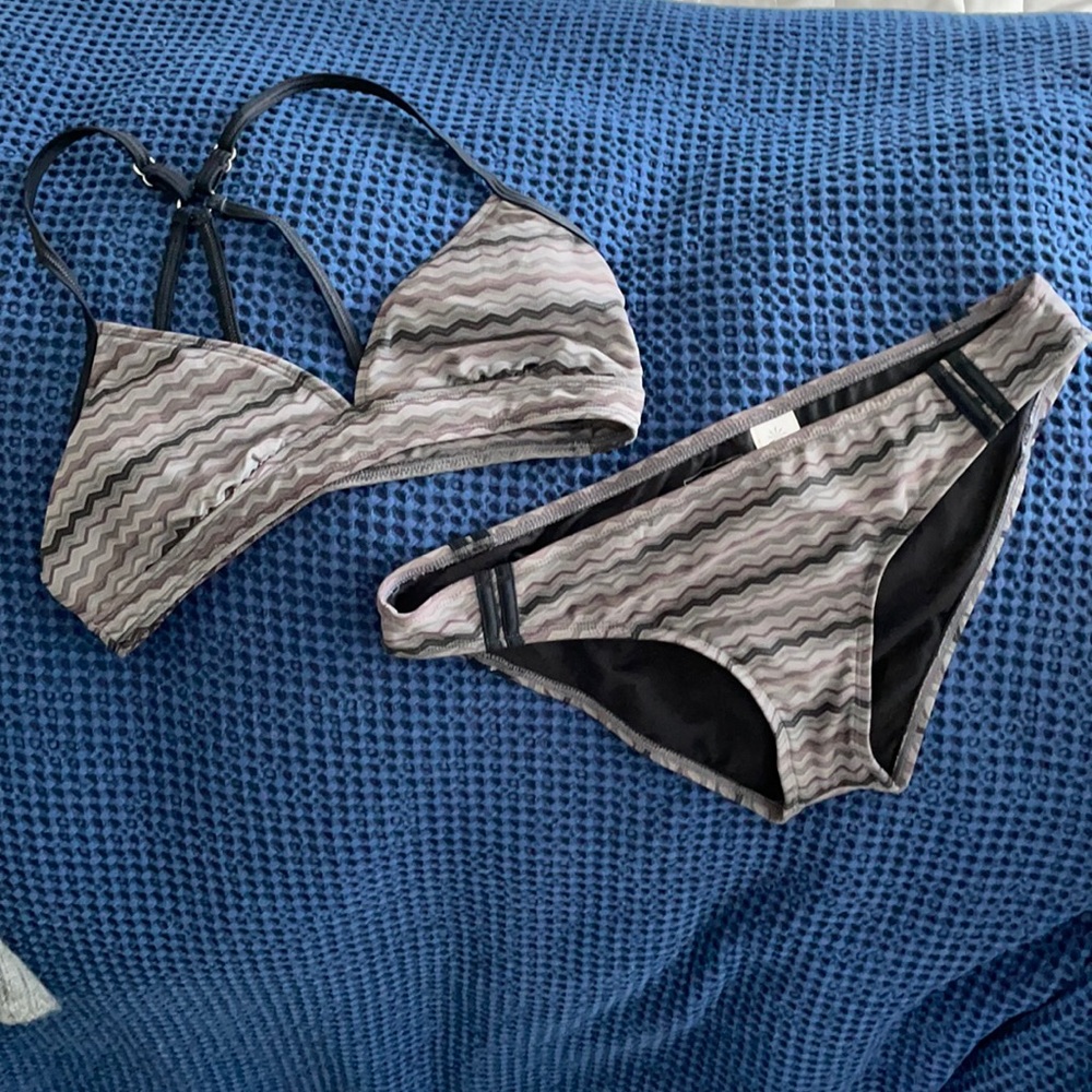Athleta bikini set
